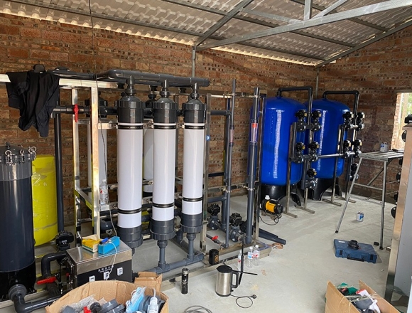 云南紅河縣10T養(yǎng)殖循環(huán)凈水設(shè)備